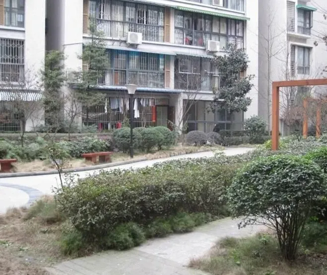 君雁优禾1室1厅1卫西南朝向1300.00元/月出租