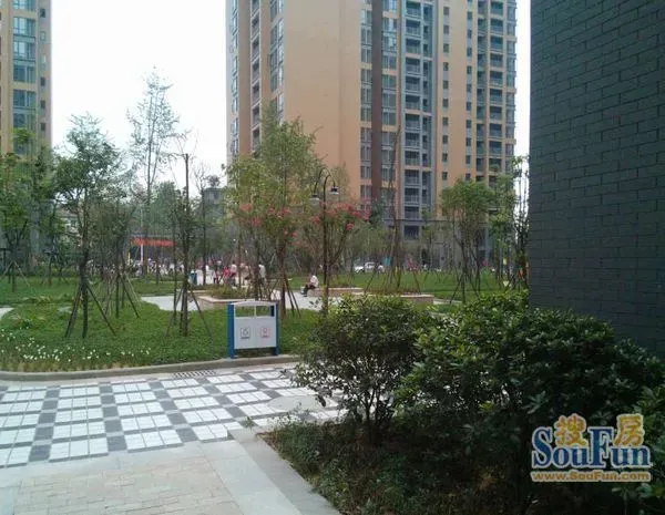 华林南苑1室1厅1卫西南朝向1800.00元/月出租