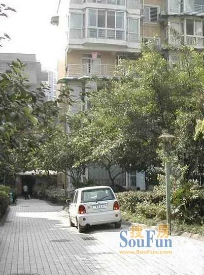 新风路46号院2室1厅1卫东南朝向1400.00元/月出租