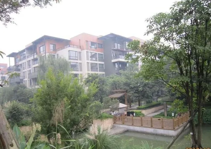 华侨城纯水岸二期3室2厅1卫南朝向2800.00元/月出租