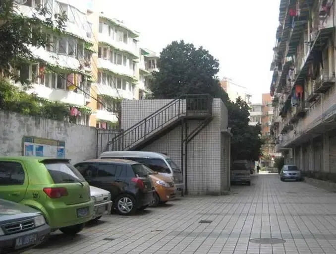幸福丽景1室1厅1卫西南朝向1500.00元/月出租