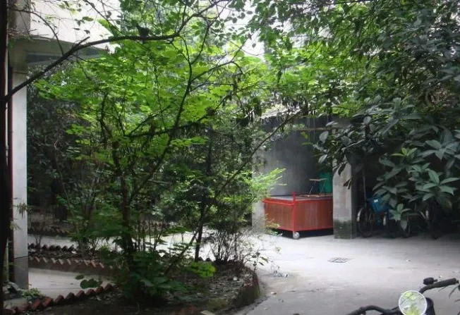 北顺城街39号院1室1厅1卫东朝向1800.00元/月出租
