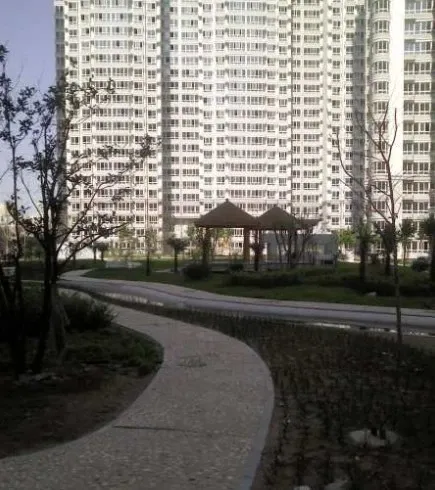 德风街36号4室2厅2卫南北朝向2500.00元/月出租