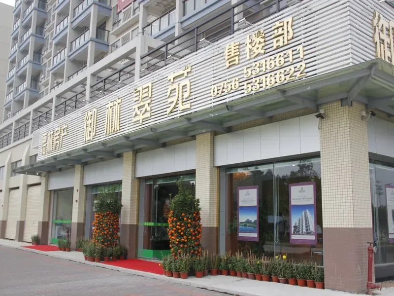 御林翠苑3室3厅2卫南朝向2600.00元/月出租