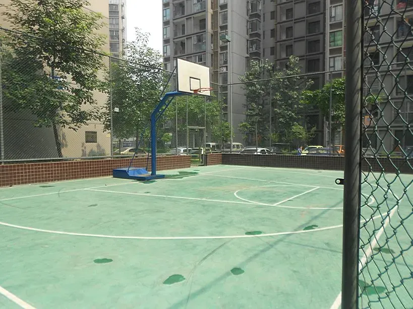 上东一号二期3室1厅1卫南北朝向2400.00元/月出租