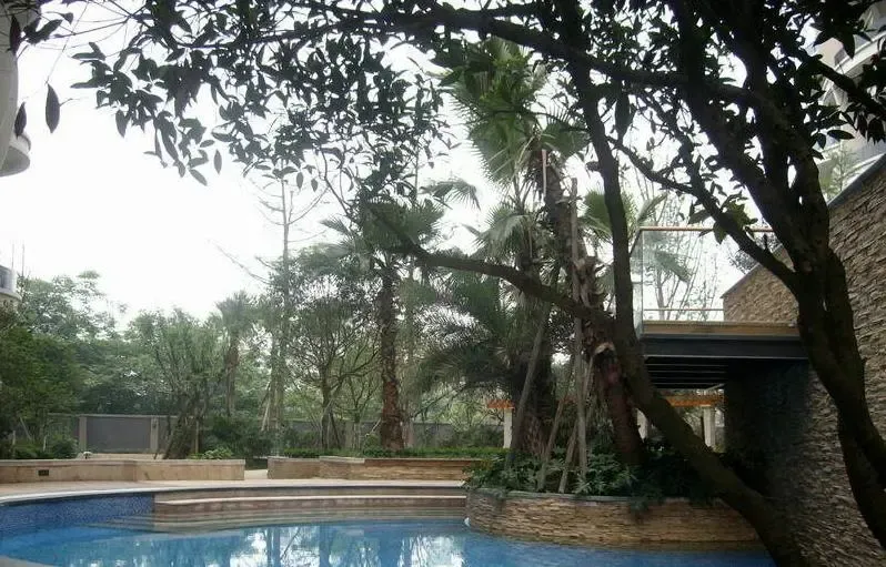 檀香山花园2室1厅1卫南朝向3500.00元/月出租