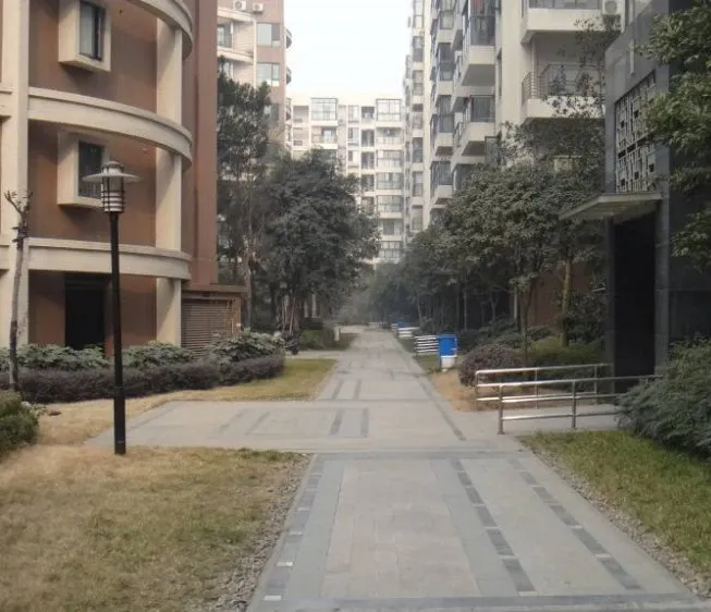 双楠忆景3室1厅1卫南朝向5500.00元/月出租