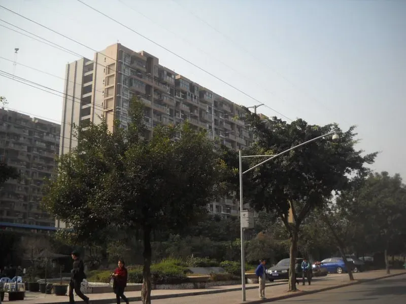 月光琉域1室1厅1卫东南朝向2000.00元/月出租