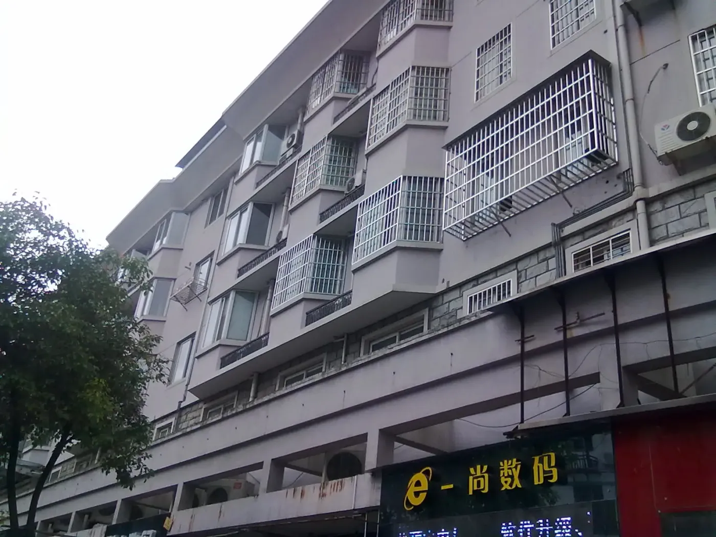 整租·东方银座 4室2厅 南