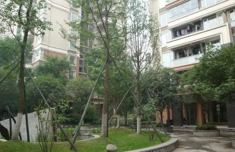 中海常春藤花园2室1厅1卫东南朝向2650.00元/月出租