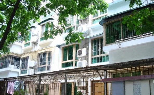 暨南大学宿舍图片