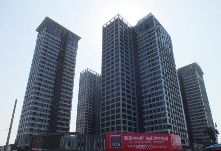 世欧上江城外景图