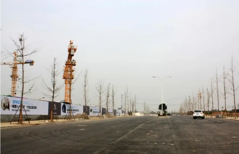 上东国际3室1厅2卫东朝向3000.00元/月出租