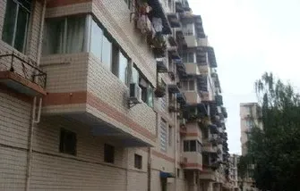 鑫通福地2室1厅1卫东南朝向1300.00元/月出租