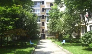 康居兴苑3室1厅2卫东南朝向1600.00元/月出租