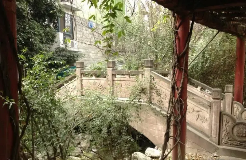 通惠门25号院2室1厅1卫东南朝向2000.00元/月出租