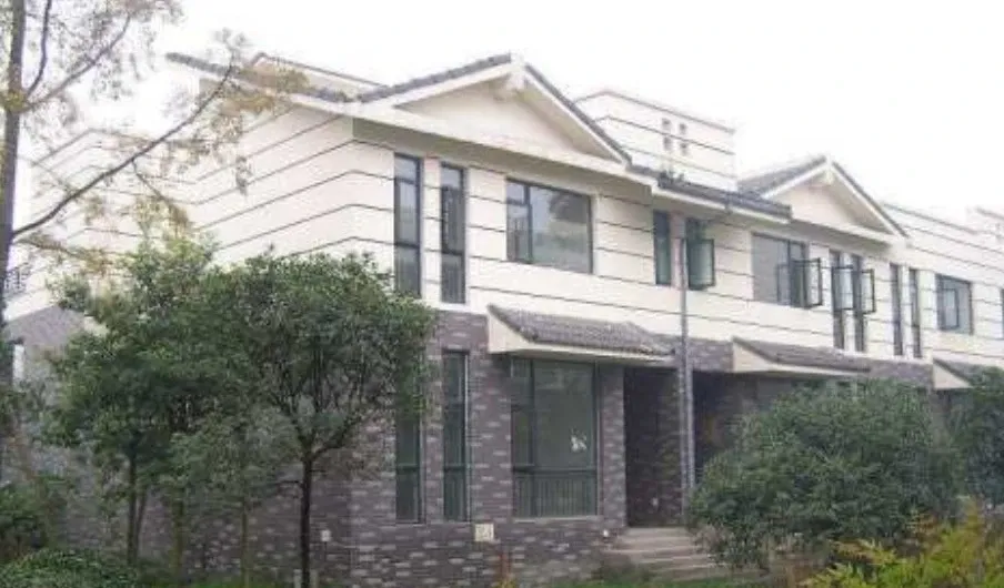 景泰绿岛别墅4室2厅3卫东南朝向8000.00元/月出租