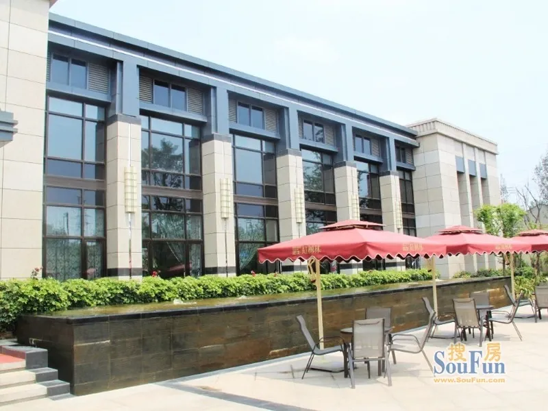 ICON尚郡3室1厅2卫东朝向4200.00元/月出租