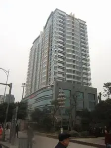 瑞荣大厦2室2厅1卫南朝向2600.00元/月出租