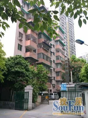 云锦居3室1厅1卫南朝向2500.00元/月出租