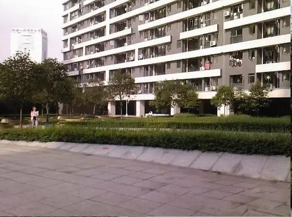 油篓街35号院2室1厅1卫西北朝向3000.00元/月出租