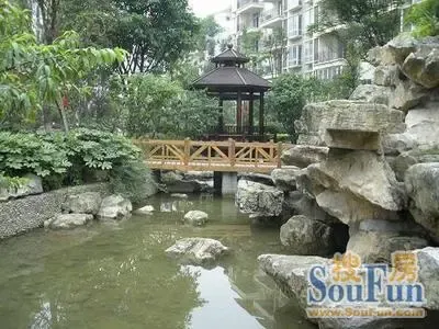 上河居4室3厅3卫东南朝向1200.00元/月出租