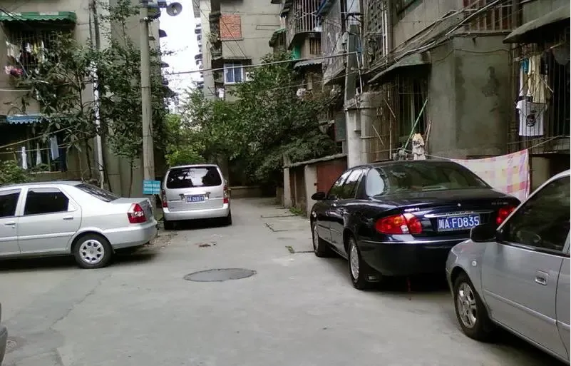 奎星楼街14号院2室1厅1卫西南朝向2100.00元/月出租