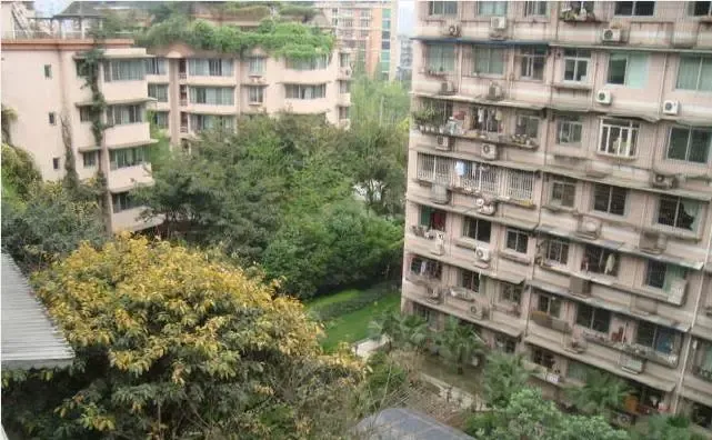 锦里中路小区2室1厅1卫西南朝向2300.00元/月出租