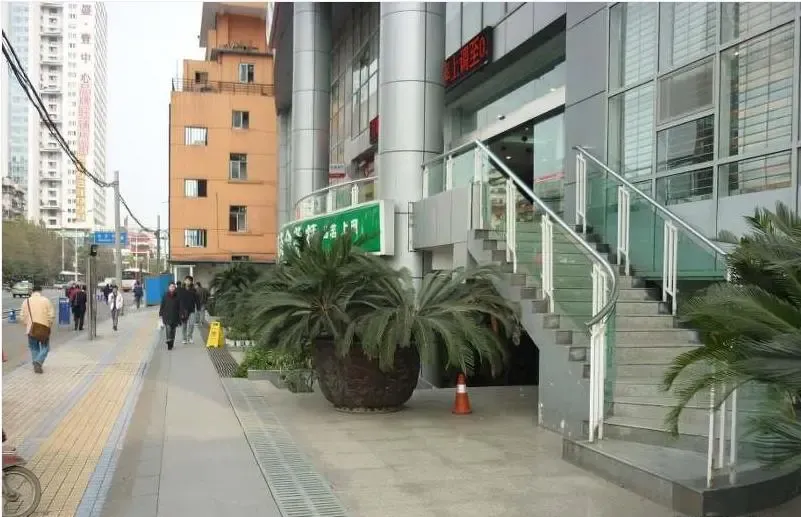 整租·狮马路4号3室2厅