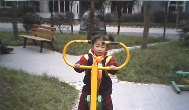 西蜀子云花都3室1厅1卫南北朝向900.00元/月出租