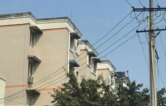 碧水苑3室2厅1卫南朝向1400.00元/月出租