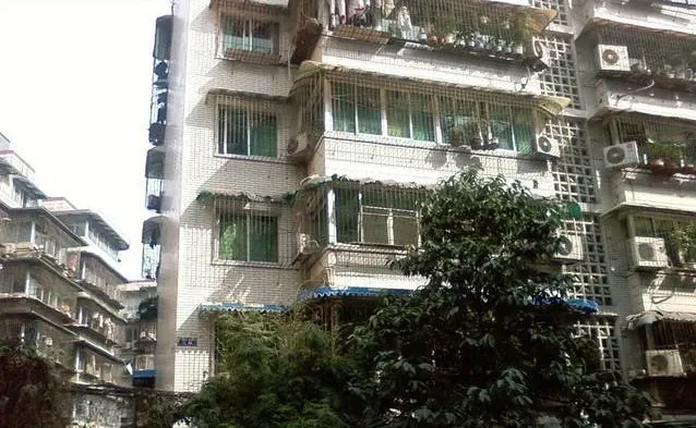 一环路南三段11号院3室1厅1卫南北朝向2600.00元/月出租