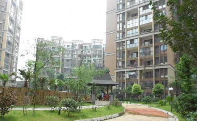 弗客城3室2厅1卫南朝向2300.00元/月出租