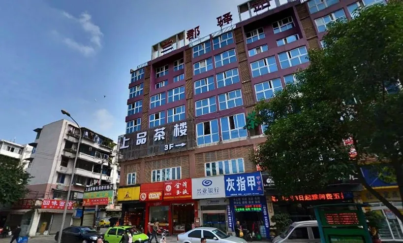 兰郡驿站1室1卫东南朝向1100.00元/月出租