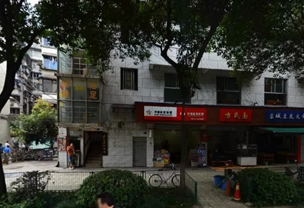 东安南路17号院2室1厅1卫东朝向1800.00元/月出租