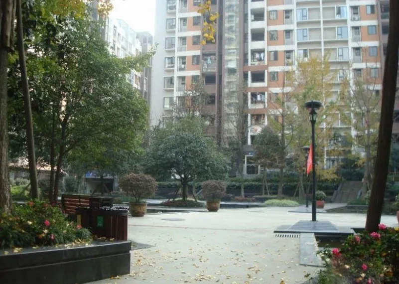 西花汀3室2厅2卫南北朝向2100.00元/月出租