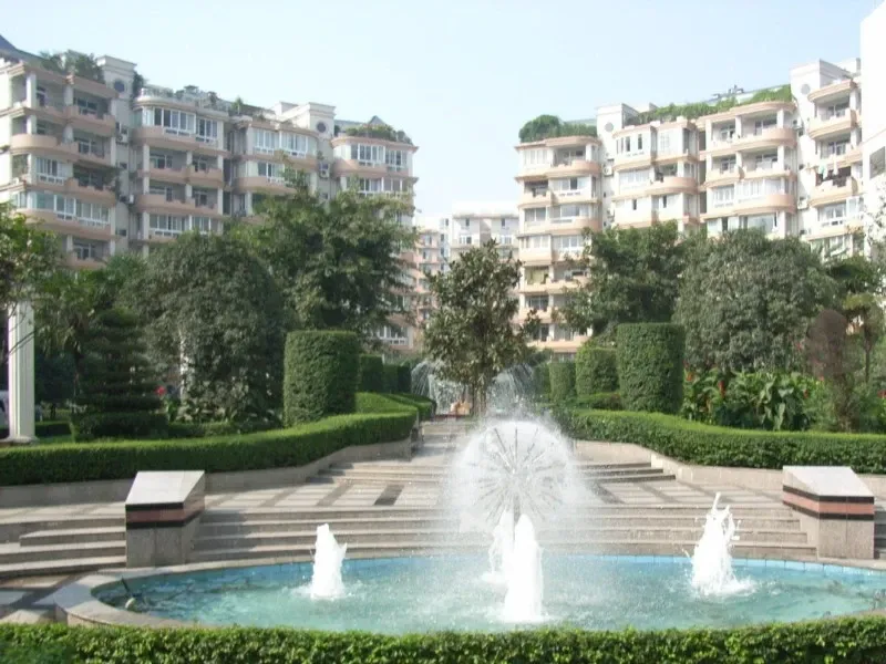 中海常春藤花园3室2厅1卫西朝向3200.00元/月出租