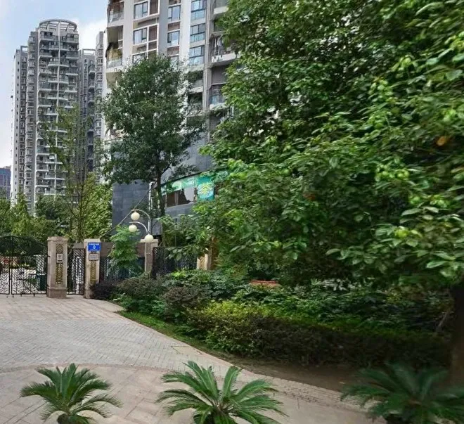 水岸华庭3室2厅2卫东南朝向3600.00元/月出租