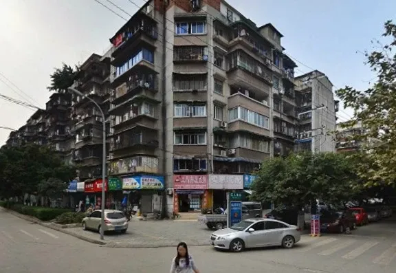 石人南街小区1室2厅1卫南朝向1500.00元/月出租