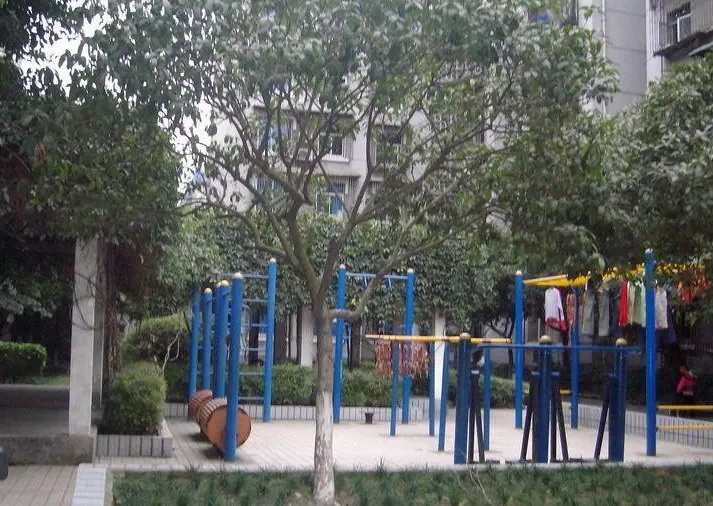 紫荆春天5室2厅2卫南朝向4570.00元/月出租