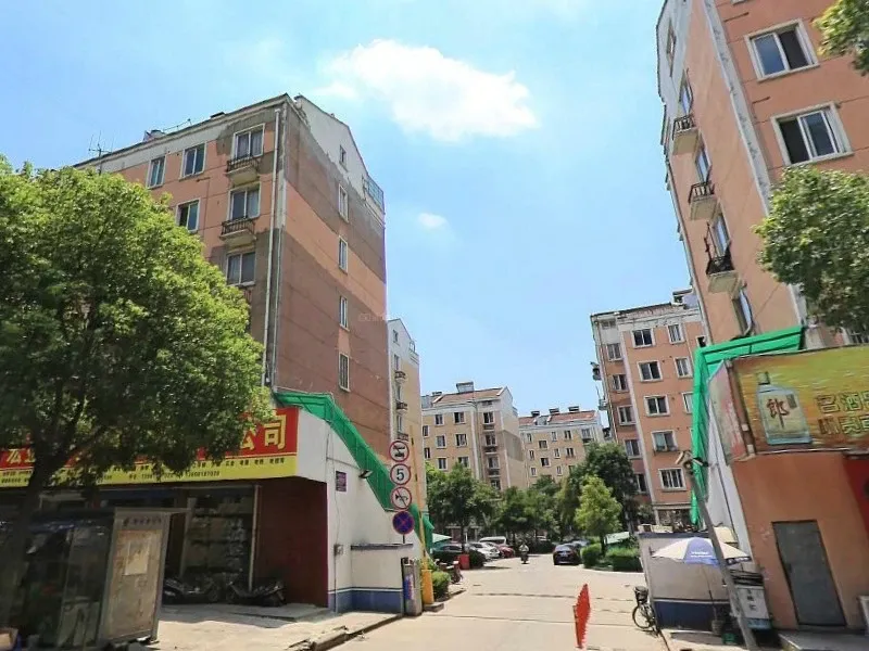 润硕苑侧门-无锡搜房网