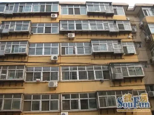 送变电宿舍2室1厅1卫北朝向2300.00元/月出租