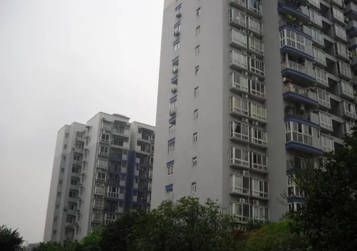 锦都3室2厅2卫西南朝向5500.00元/月出租