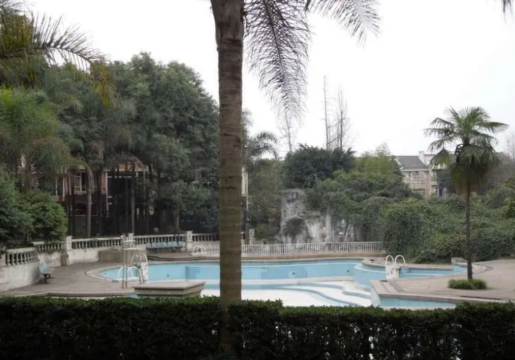 河滨印象别墅4室2厅3卫南北朝向9000.00元/月出租