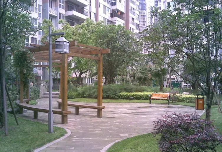 东篱居2室1厅1卫南朝向2300.00元/月出租