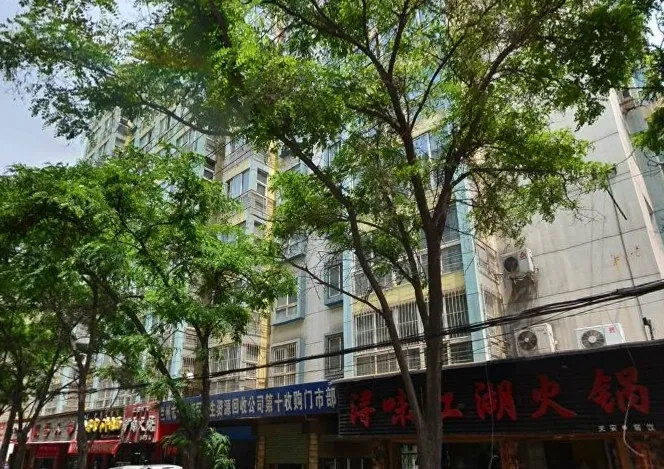 春天佳苑2室1厅1卫东西朝向2600.00元/月出租