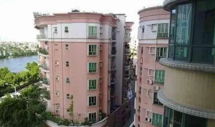 海景苑3室2厅2卫南北朝向1500.00元/月出租