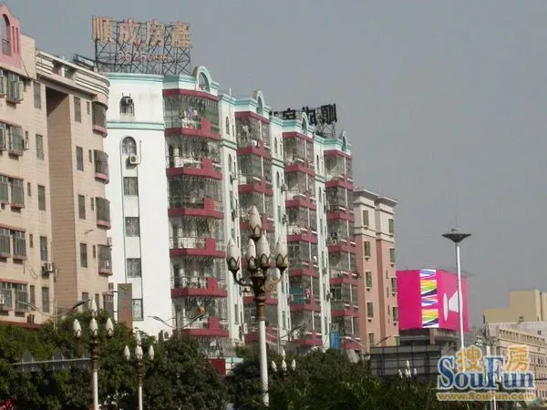 继业楼1室1厅1卫东南朝向800.00元/月出租