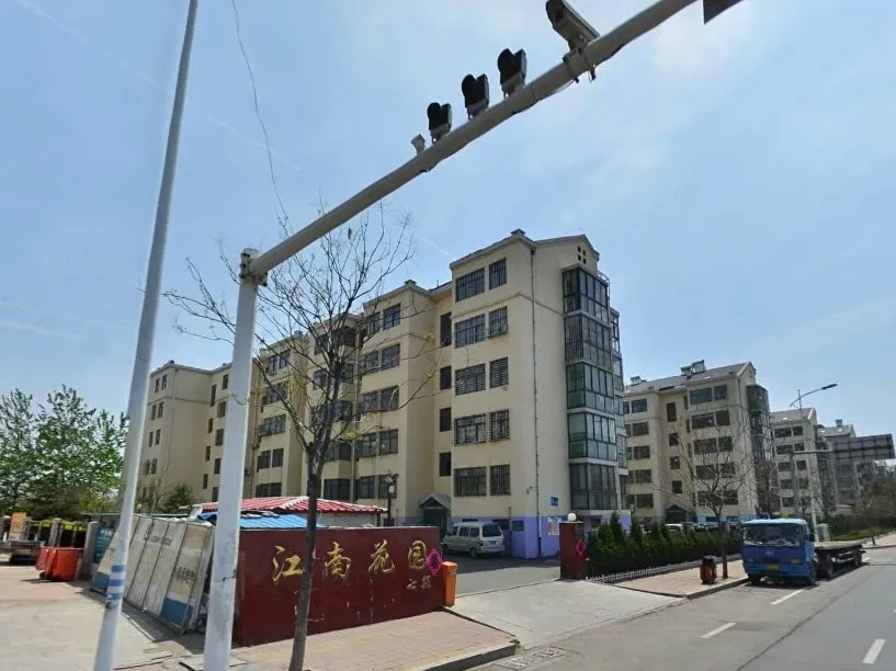 江南花园2室1厅1卫南朝向1083.00元/月出租