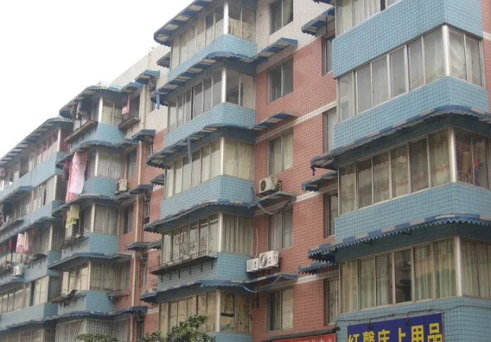 百家苑2室1厅1卫东朝向1800.00元/月出租